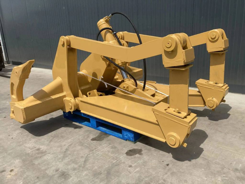 Cat D6T2 - Anbauteil für Baumaschine: das Bild 4 Cat D6T2 - Anbauteil für Baumaschine: das Bild 4
