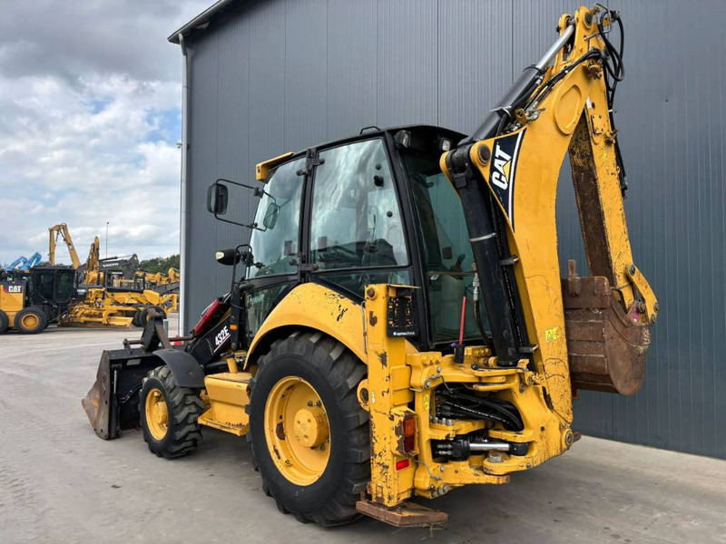 Cat 432E - Baggerlader: das Bild 4 Cat 432E - Baggerlader: das Bild 4