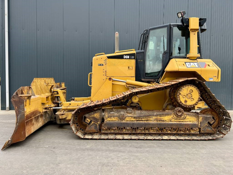 Cat D6N LGP - Bulldozer: das Bild 2 Cat D6N LGP - Bulldozer: das Bild 2