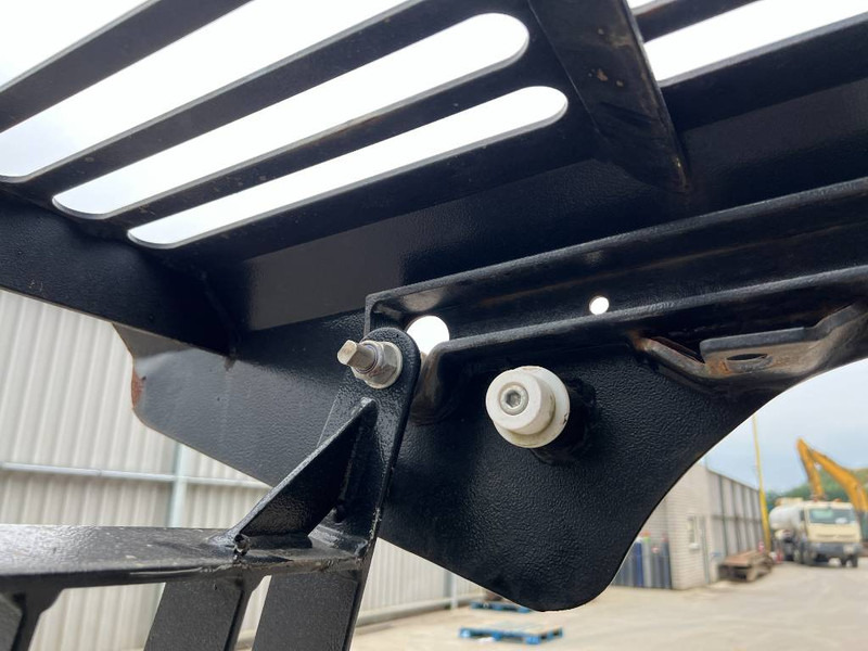 Fahrerhaus und Interieur für Baumaschine Cat M313D / M315D / M316D / M318D / M322D / M325D: das Bild 9