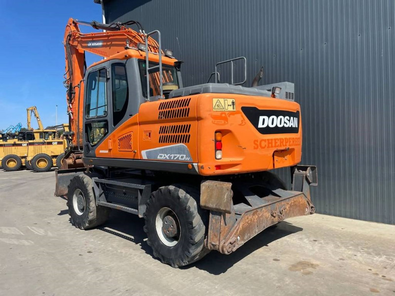 Doosan DX170W-5 - Mobilbagger: das Bild 2 Doosan DX170W-5 - Mobilbagger: das Bild 2