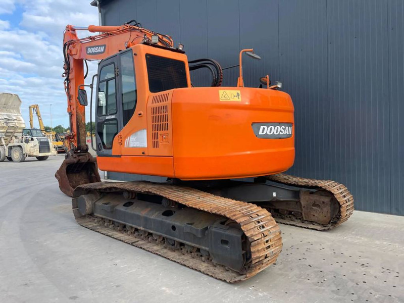 Doosan DX235LCR - Kettenbagger: das Bild 2 Doosan DX235LCR - Kettenbagger: das Bild 2