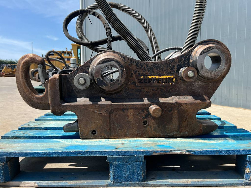 Schnellwechsler für Baumaschine OilQuick OQ70/55 323E: das Bild 8