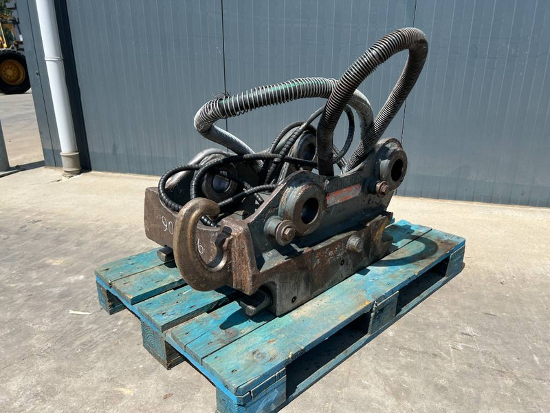 OilQuick OQ70/55 - 323E - Schnellwechsler für Baumaschine: das Bild 1 OilQuick OQ70/55 - 323E - Schnellwechsler für Baumaschine: das Bild 1
