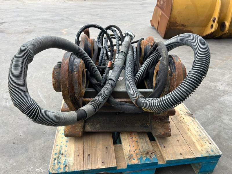 Schnellwechsler für Baumaschine OilQuick OQ70/55 - 323F: das Bild 6
