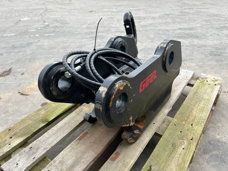 SMP 312D / 312E / 313F / 314D / 314F / 315F - Schnellwechsler für Baumaschine: das Bild 5 SMP 312D / 312E / 313F / 314D / 314F / 315F - Schnellwechsler für Baumaschine: das Bild 5
