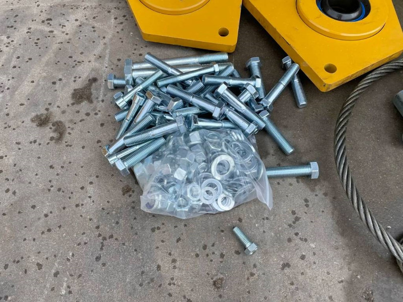 NEU: Ladebordwand für Baumaschine Volvo A25G: das Bild 17 NEU: Ladebordwand für Baumaschine Volvo A25G: das Bild 17