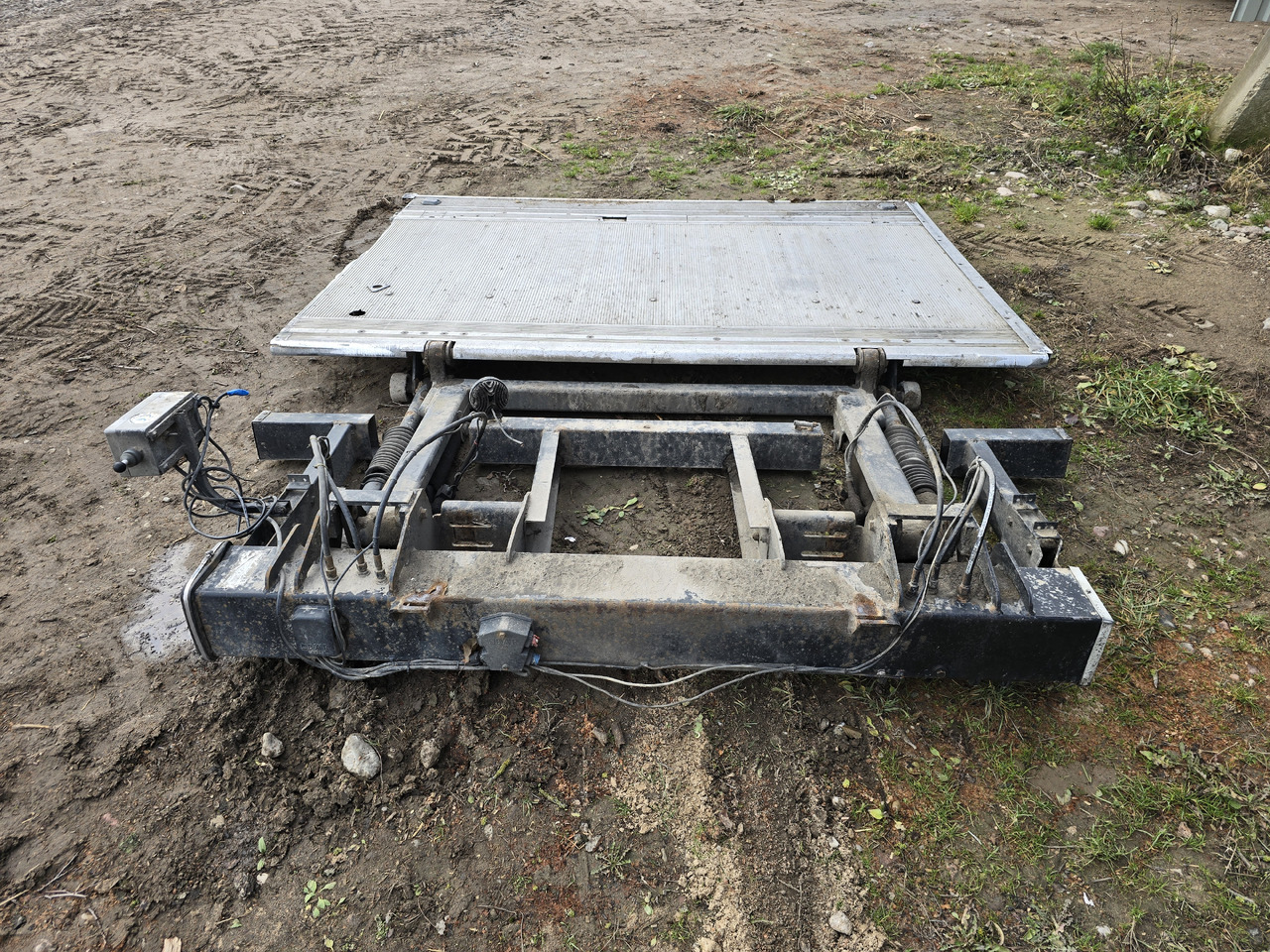 Ladebordwand BAR Cargolift BC 1500S4 -B1A/2409--A0-: das Bild 6
