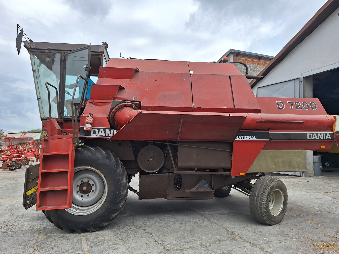 CASE DANIA 7200 - Mähdrescher: das Bild 1 CASE DANIA 7200 - Mähdrescher: das Bild 1