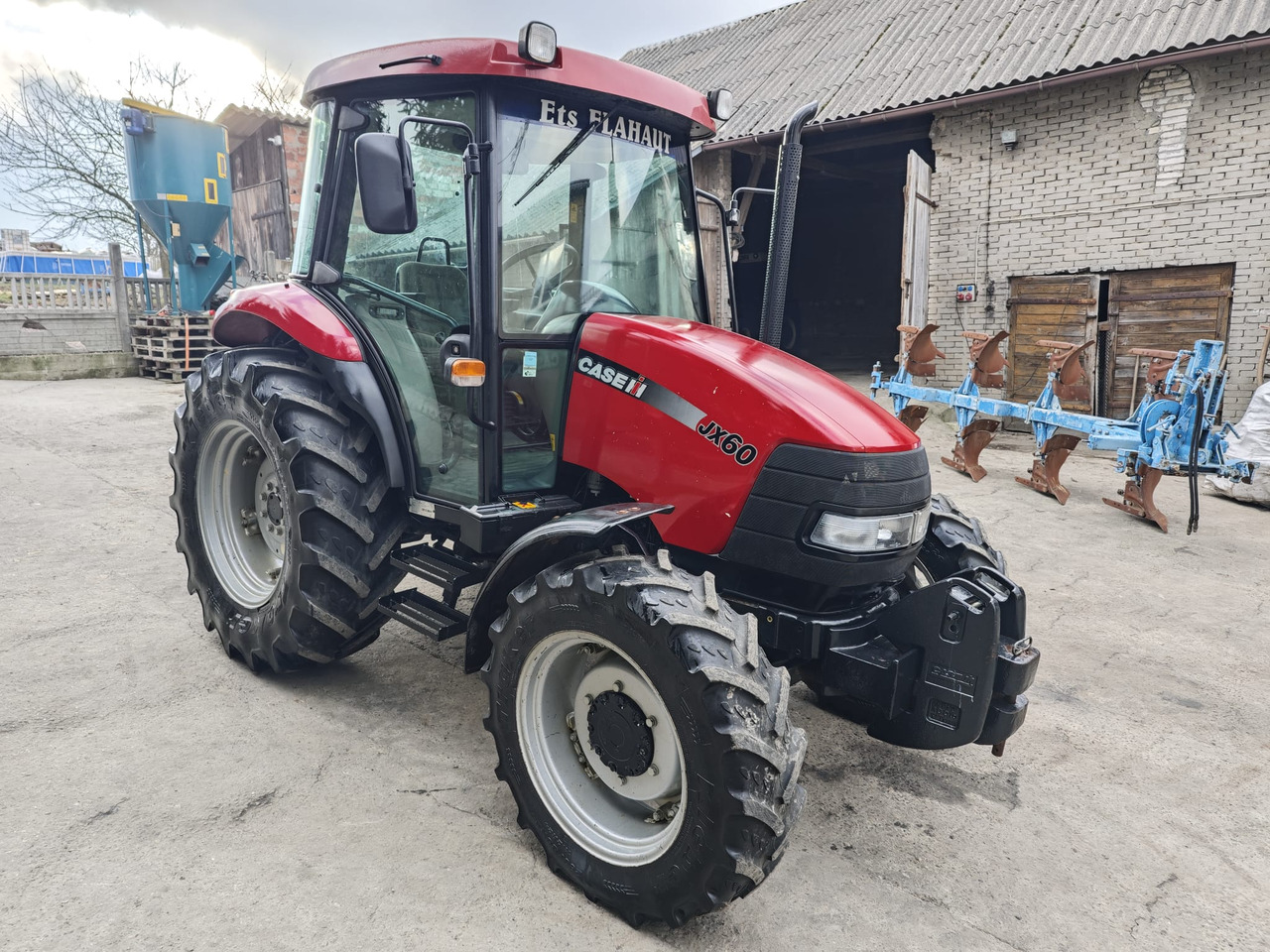 Ciągnik JX 60 - Traktor: das Bild 2 Ciągnik JX 60 - Traktor: das Bild 2