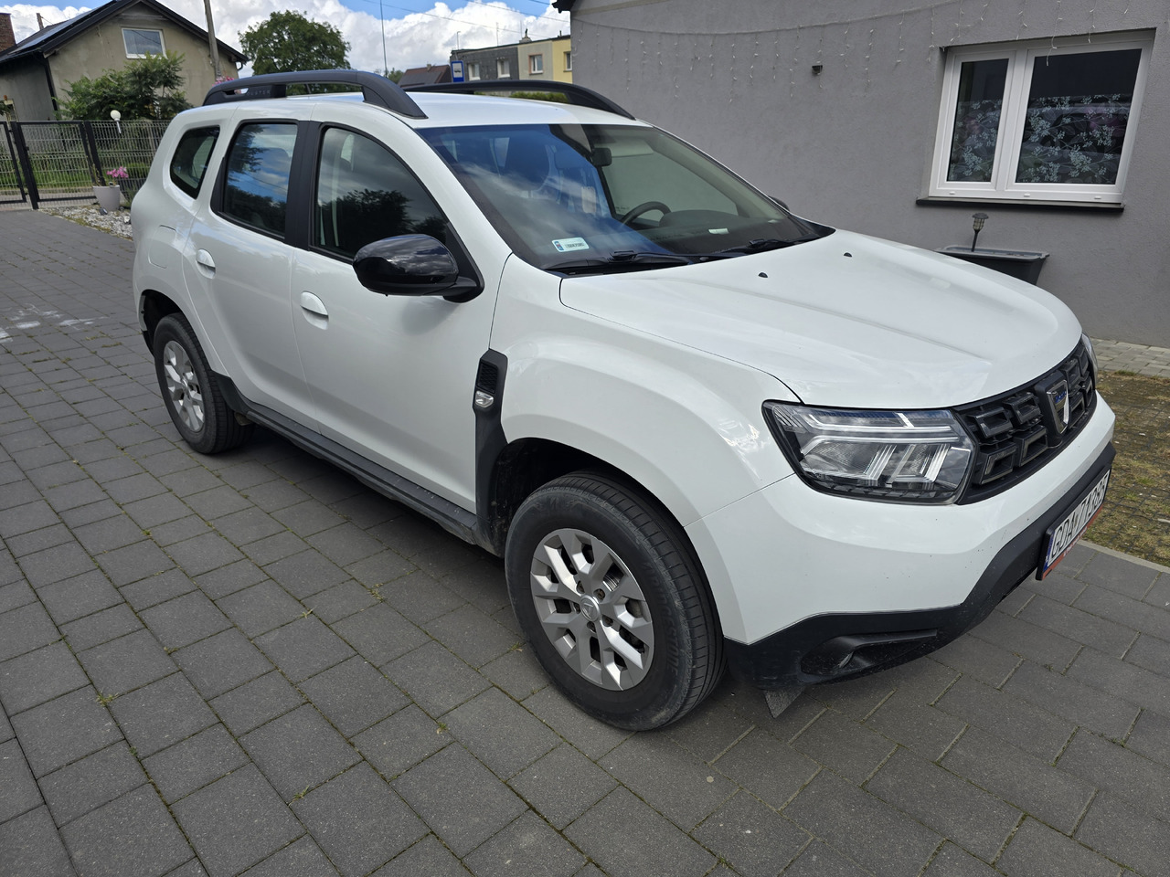 DACIA DUSTER 1.0 + LPG - PKW: das Bild 1 DACIA DUSTER 1.0 + LPG - PKW: das Bild 1