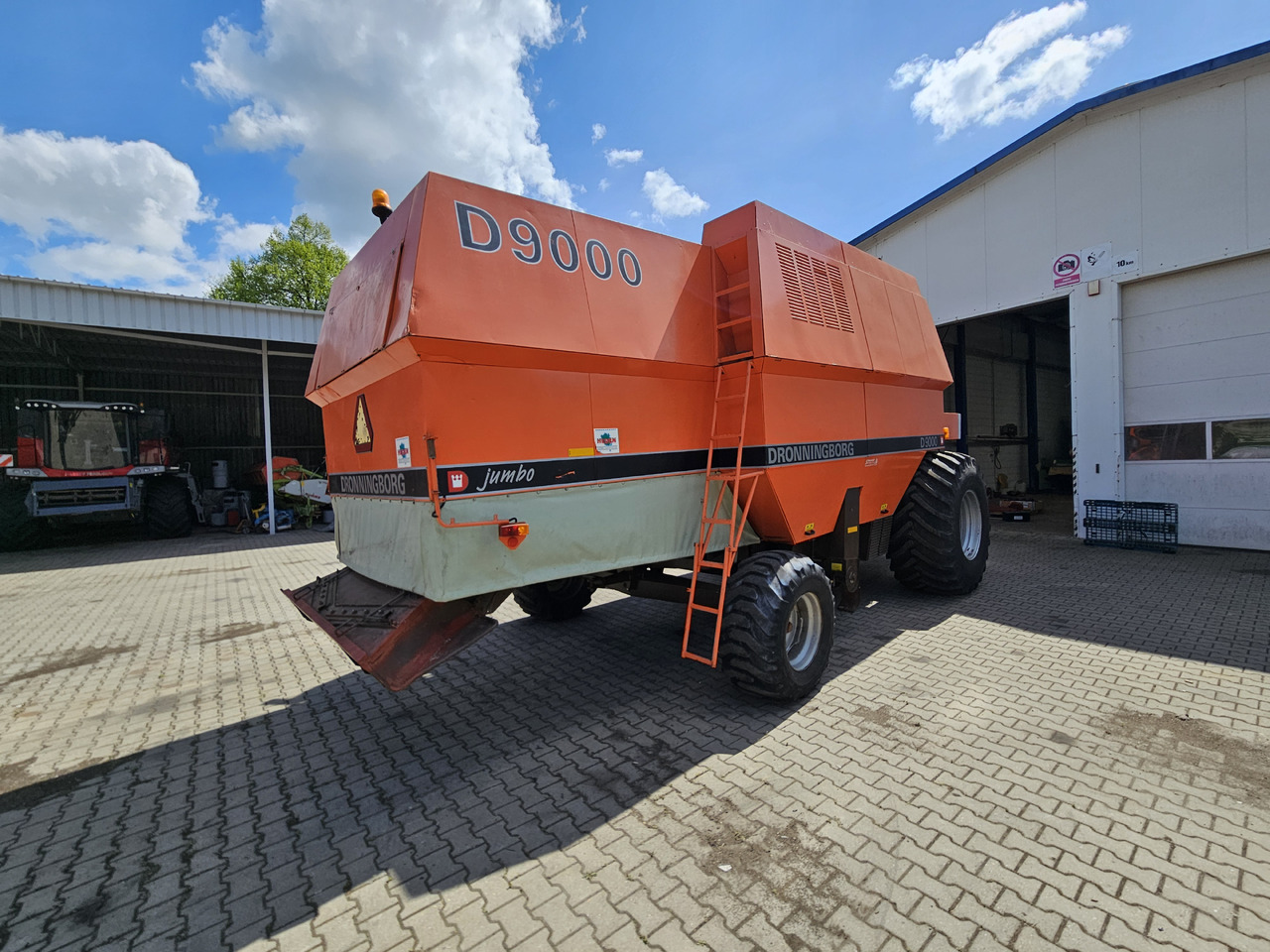 Dronningborg D9000 - Mähdrescher: das Bild 5 Dronningborg D9000 - Mähdrescher: das Bild 5