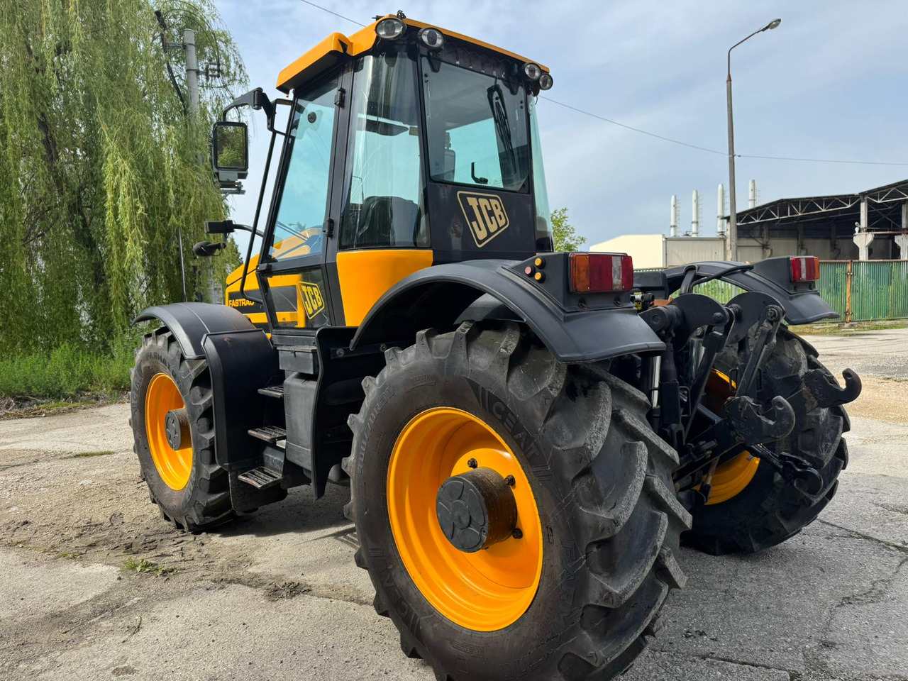 JCB FASTRAC 2140 - Traktor: das Bild 5 JCB FASTRAC 2140 - Traktor: das Bild 5