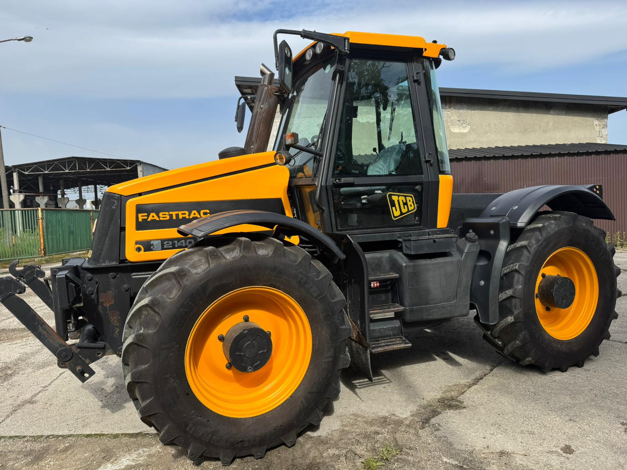 JCB FASTRAC 2140 - Traktor: das Bild 3 JCB FASTRAC 2140 - Traktor: das Bild 3