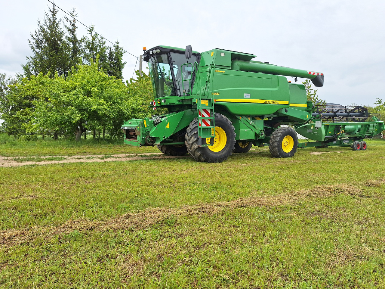 John Deere T550 - Mähdrescher: das Bild 5 John Deere T550 - Mähdrescher: das Bild 5