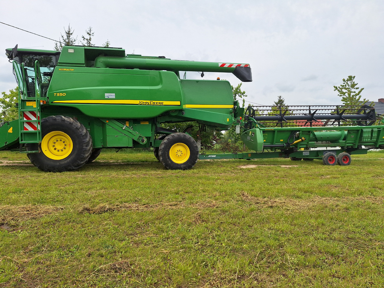 John Deere T550 - Mähdrescher: das Bild 1 John Deere T550 - Mähdrescher: das Bild 1