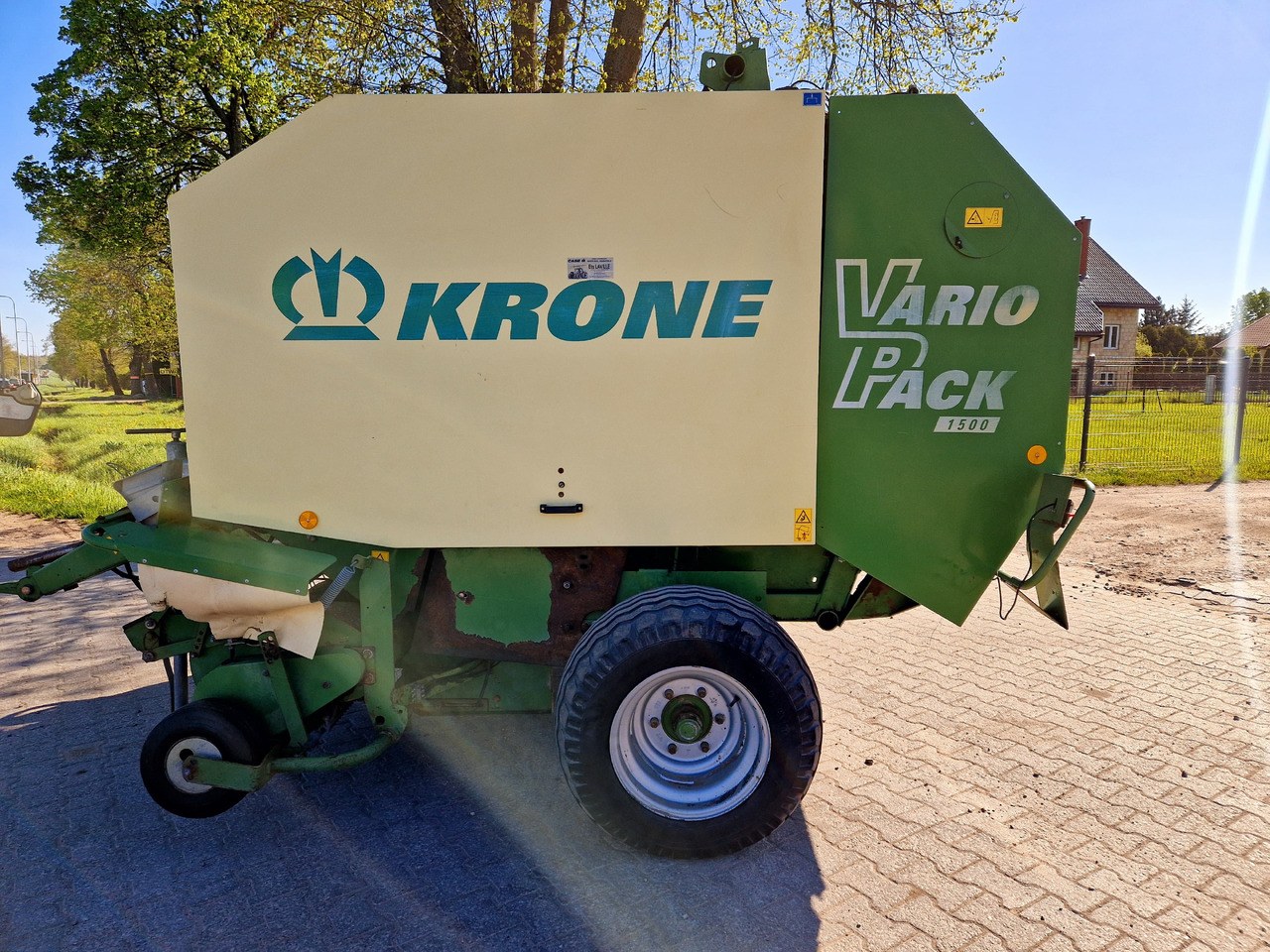 Rundballenpresse KRONE Vario Pack 1500: das Bild 1
