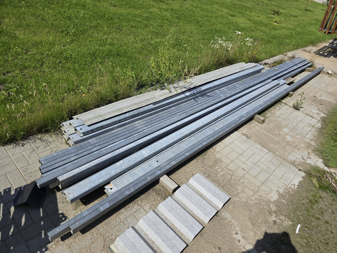 Konstrukcja hali / wiaty stalowej 8 m x 5 m (40 m2) ocynkowana NOWA - Baugeräte: das Bild 4 Konstrukcja hali / wiaty stalowej 8 m x 5 m (40 m2) ocynkowana NOWA - Baugeräte: das Bild 4