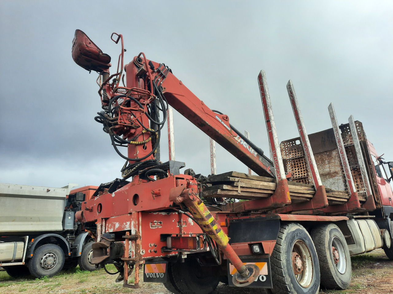 LOGLIFT F 105 S - Ladekran: das Bild 2 LOGLIFT F 105 S - Ladekran: das Bild 2