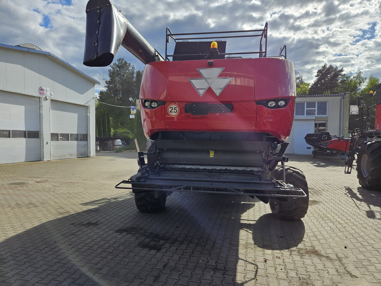 Massey Ferguson Delta 9380 - Mähdrescher: das Bild 5 Massey Ferguson Delta 9380 - Mähdrescher: das Bild 5