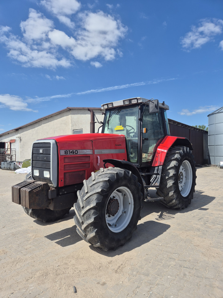 Massey Ferguson - Traktor: das Bild 2 Massey Ferguson - Traktor: das Bild 2