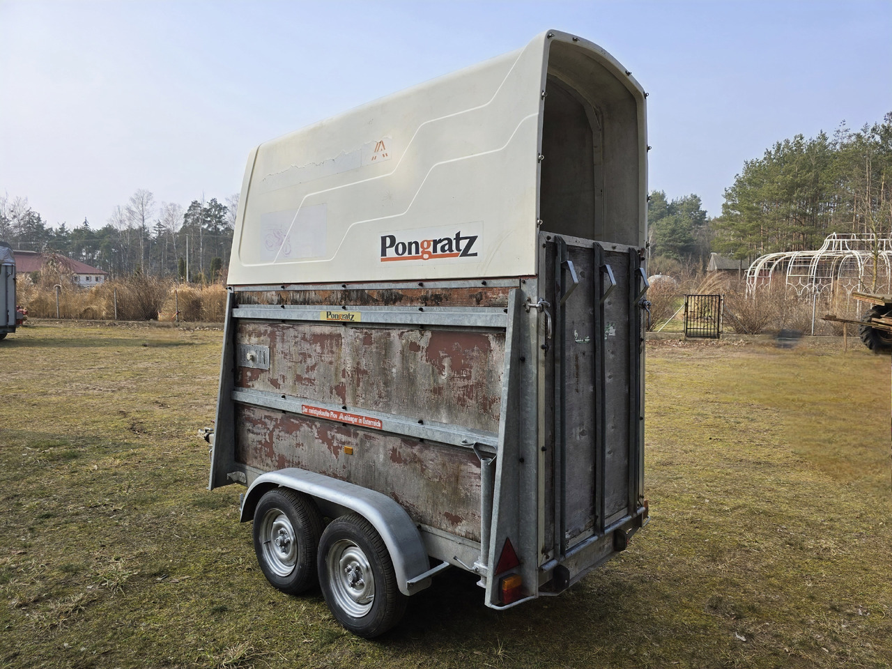 PONGRATZ PA 310 T - Tiertransporter Anhänger: das Bild 5 PONGRATZ PA 310 T - Tiertransporter Anhänger: das Bild 5