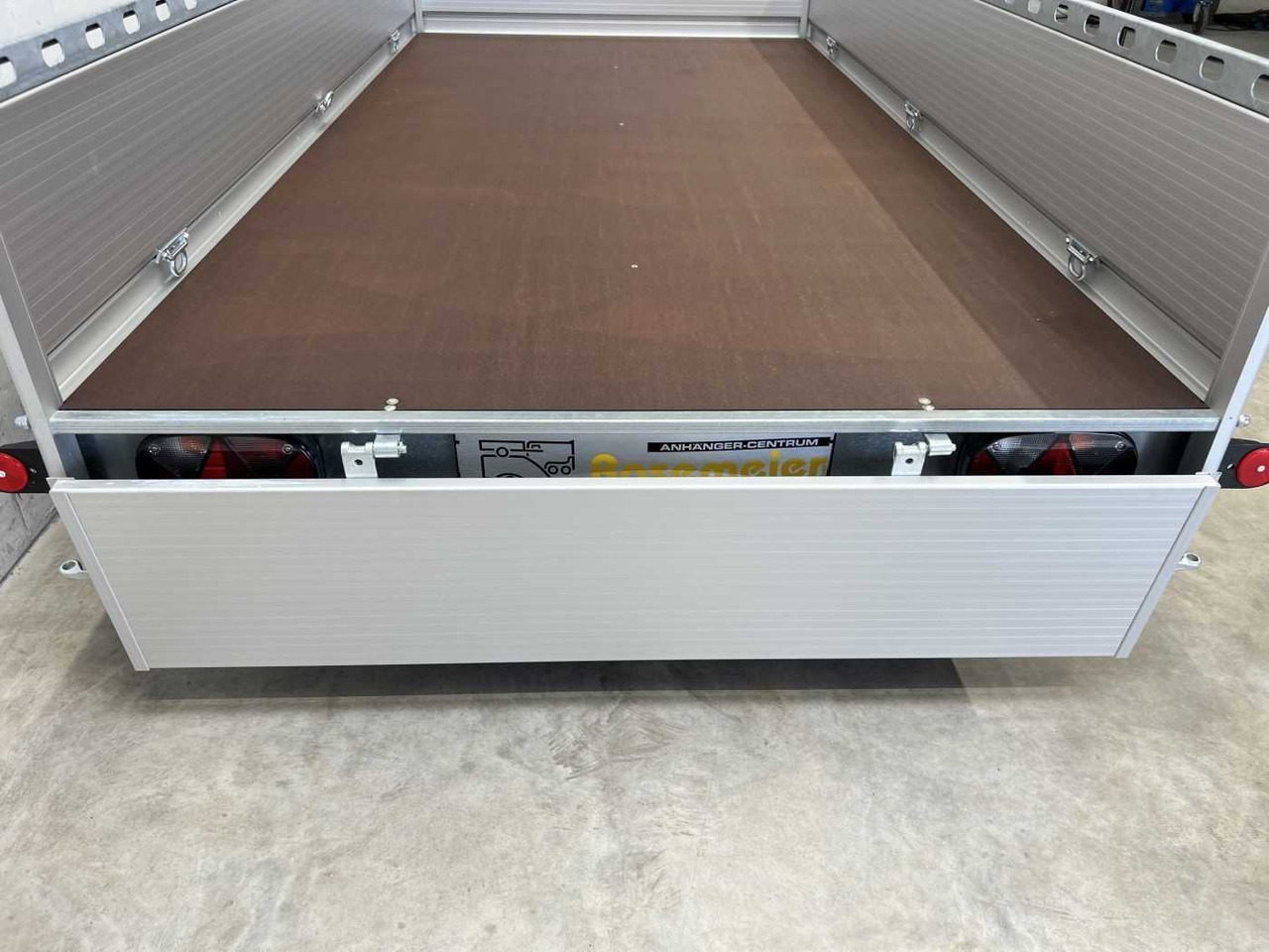 BOECKMANN TL-AL 3015/20 Eco XXL Kastenanhänger gebremst - PKW Anhänger: das Bild 4 BOECKMANN TL-AL 3015/20 Eco XXL Kastenanhänger gebremst - PKW Anhänger: das Bild 4
