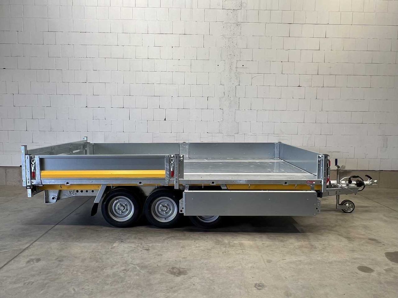 NEU: Kipper Anhänger BRIAN_JAMES Cargo Tipper 2 3-Achser Rückwärtskipper: das Bild 6