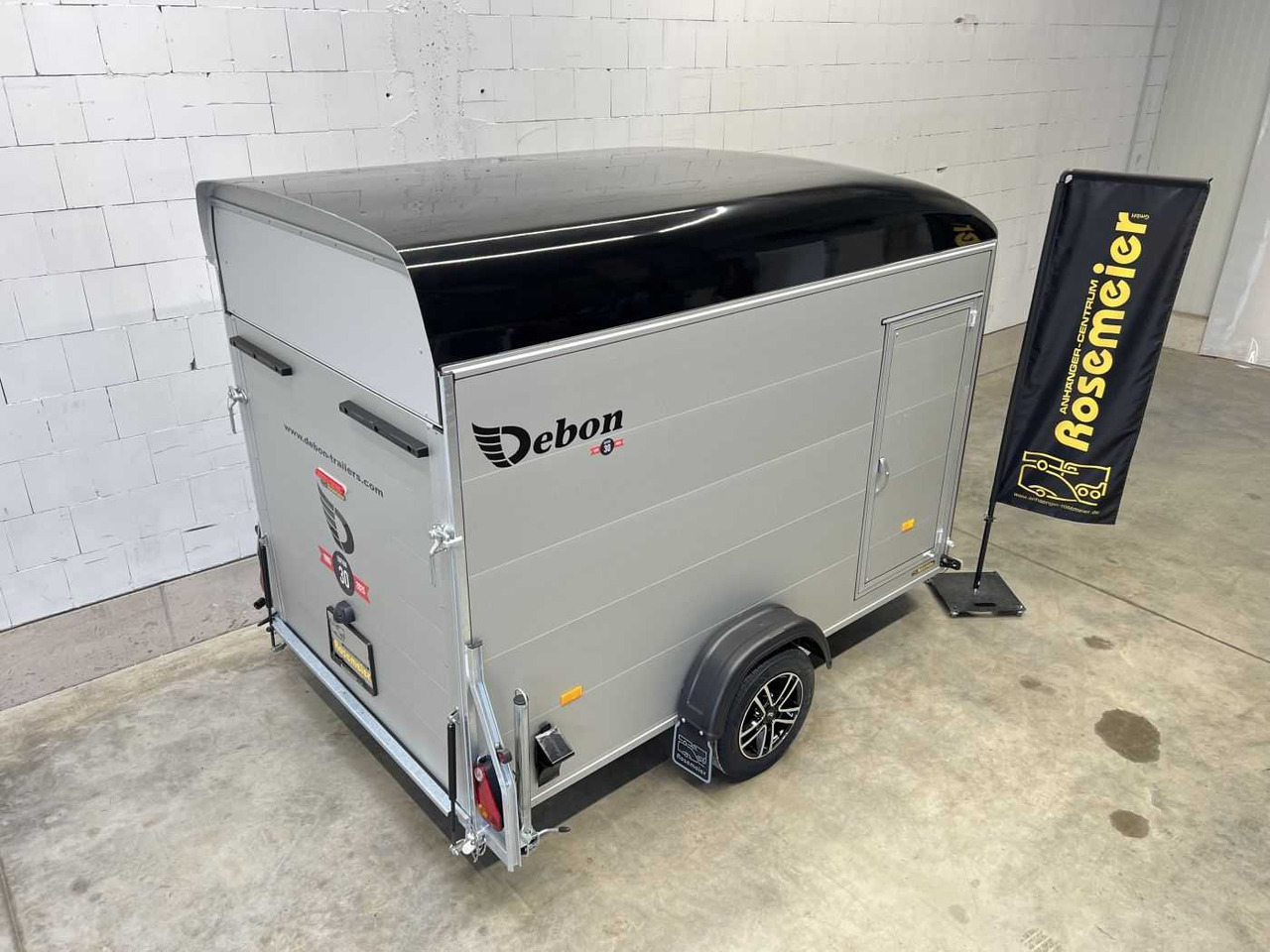 CHEVAL LIBERTE DEBON C400 Roadster ALF Kofferanhänger - Motorradanhänger: das Bild 4 CHEVAL LIBERTE DEBON C400 Roadster ALF Kofferanhänger - Motorradanhänger: das Bild 4