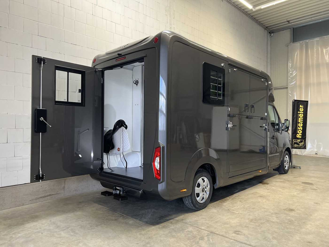 RENAULT Master Haras STX 3-Sitzer LKW - Leasing RENAULT Master Haras STX 3-Sitzer LKW: das Bild 28