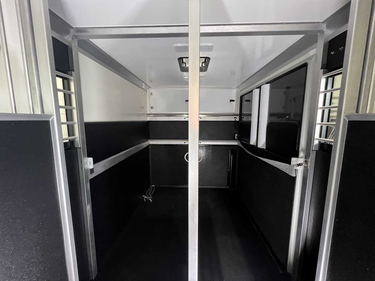 RENAULT Master Haras STX 3-Sitzer LKW - Leasing RENAULT Master Haras STX 3-Sitzer LKW: das Bild 16