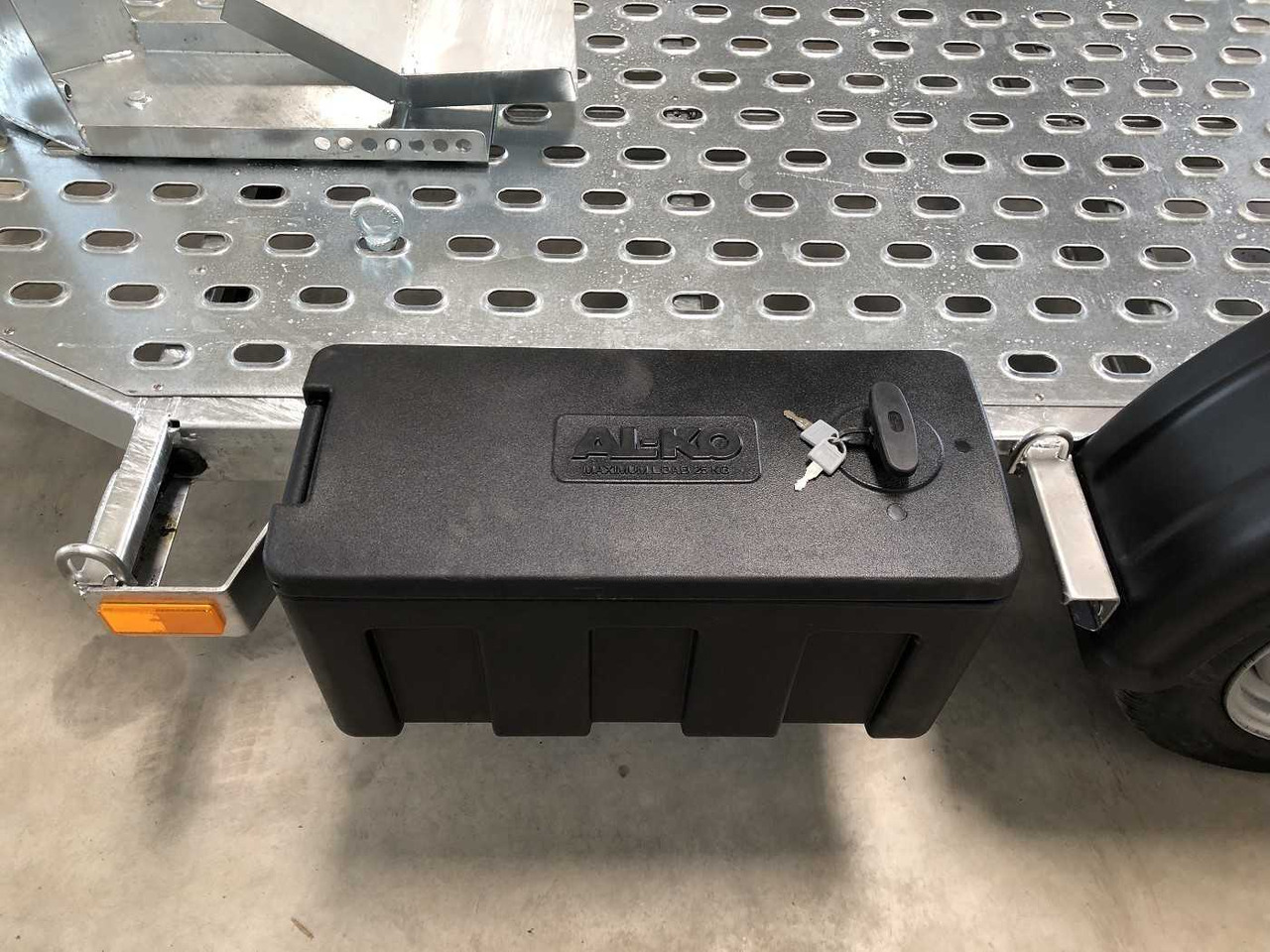 NEU: Motorradanhänger VEZEKO Motovan B 08+Box Motorradanhänger: das Bild 20