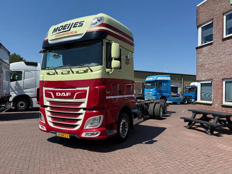 DAF XF 480 XF480 6X2 SSC CHASSIS EURO6 HOLLAND TRUCK - Fahrgestell LKW: das Bild 2 DAF XF 480 XF480 6X2 SSC CHASSIS EURO6 HOLLAND TRUCK - Fahrgestell LKW: das Bild 2