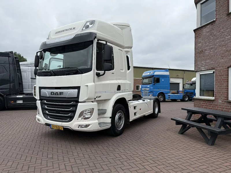 DAF CF 410 4X2 SPACECAB EURO6 DISTRIBUTIETREKKER MILIEUZONE DAF ONDERHOUD HOLLAND TRUCK!!! - Sattelzugmaschine: das Bild 2 DAF CF 410 4X2 SPACECAB EURO6 DISTRIBUTIETREKKER MILIEUZONE DAF ONDERHOUD HOLLAND TRUCK!!! - Sattelzugmaschine: das Bild 2
