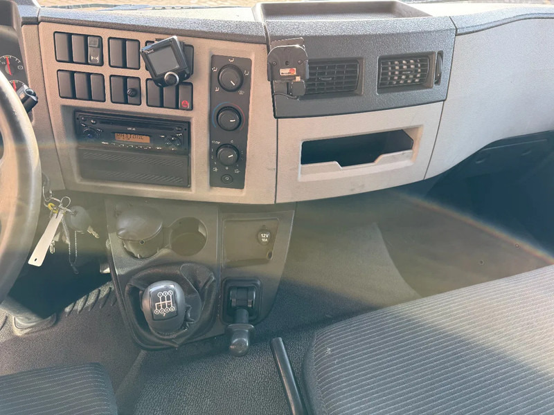 Volvo FL 12 FL 280 11.990KG MANUAL GEARBOX - Fahrgestell LKW: das Bild 4 Volvo FL 12 FL 280 11.990KG MANUAL GEARBOX - Fahrgestell LKW: das Bild 4
