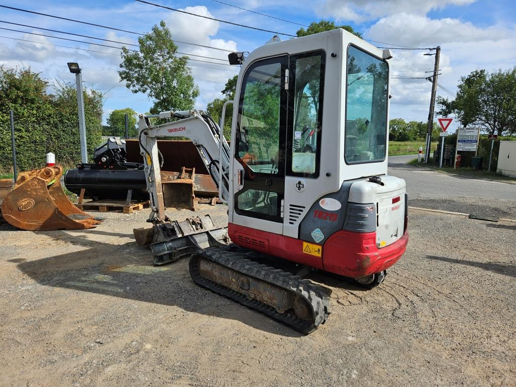 TAKEUCHI TB 219 - Minibagger: das Bild 2 TAKEUCHI TB 219 - Minibagger: das Bild 2