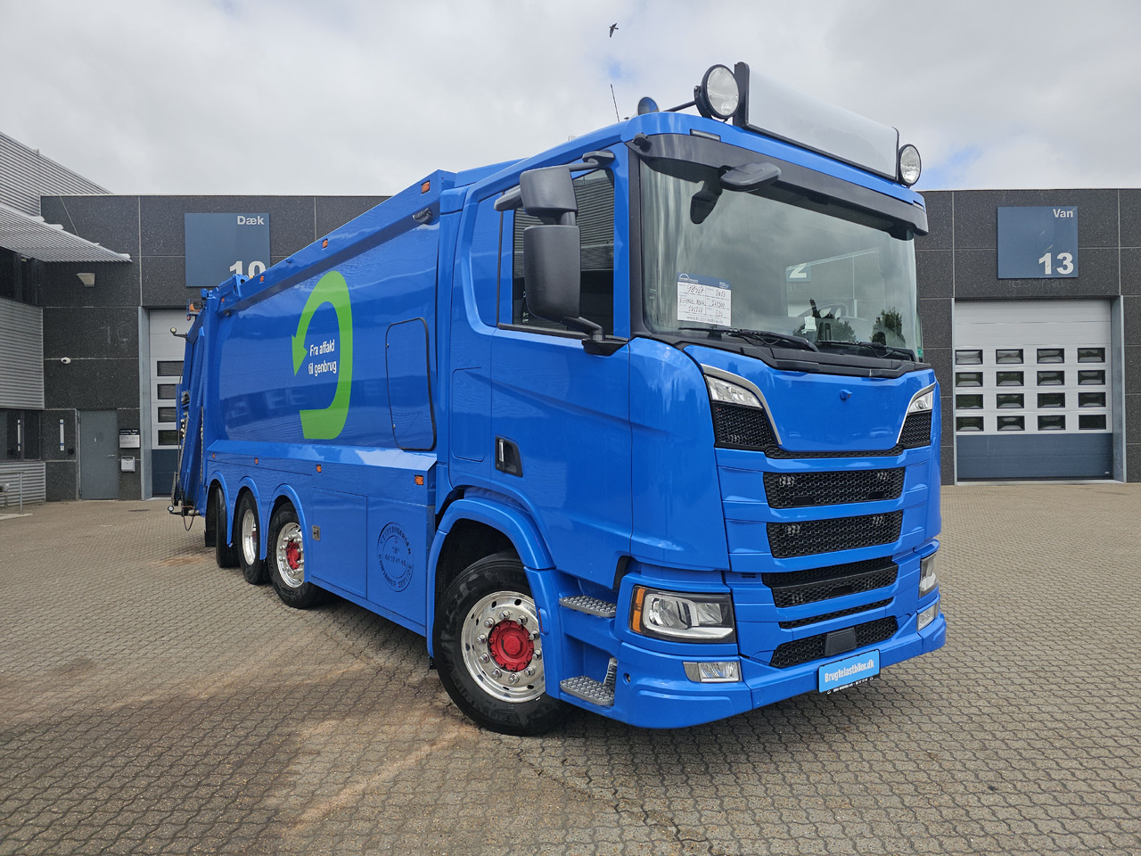 Scania R520 8x2 - Müllwagen: das Bild 2 Scania R520 8x2 - Müllwagen: das Bild 2