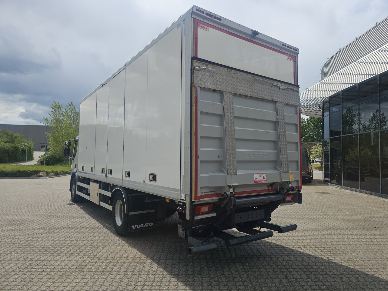 Volvo FE320 - Kühlkoffer LKW: das Bild 4 Volvo FE320 - Kühlkoffer LKW: das Bild 4