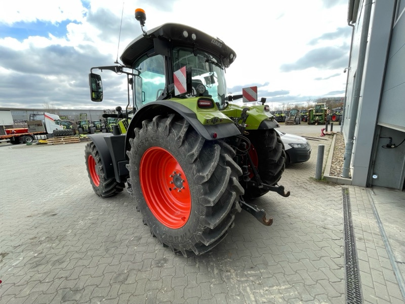 CLAAS Arion 660 CMATIC - Traktor: das Bild 5 CLAAS Arion 660 CMATIC - Traktor: das Bild 5