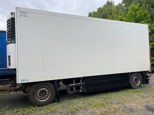 Schmitz Cargobull TK Anhänger Thermoking SL100 Rohrbahn Fleisch - Kühlkoffer Anhänger: das Bild 2 Schmitz Cargobull TK Anhänger Thermoking SL100 Rohrbahn Fleisch - Kühlkoffer Anhänger: das Bild 2