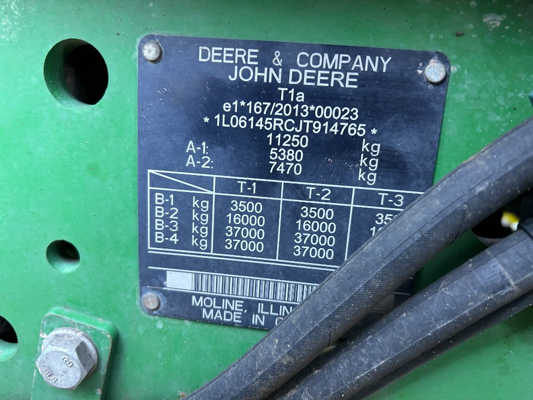 John Deere 6145R - Traktor: das Bild 2 John Deere 6145R - Traktor: das Bild 2