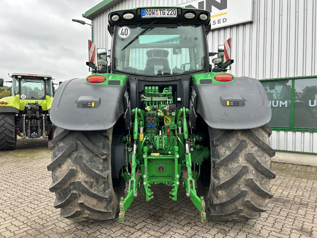 John Deere 6215R - Traktor: das Bild 5 John Deere 6215R - Traktor: das Bild 5
