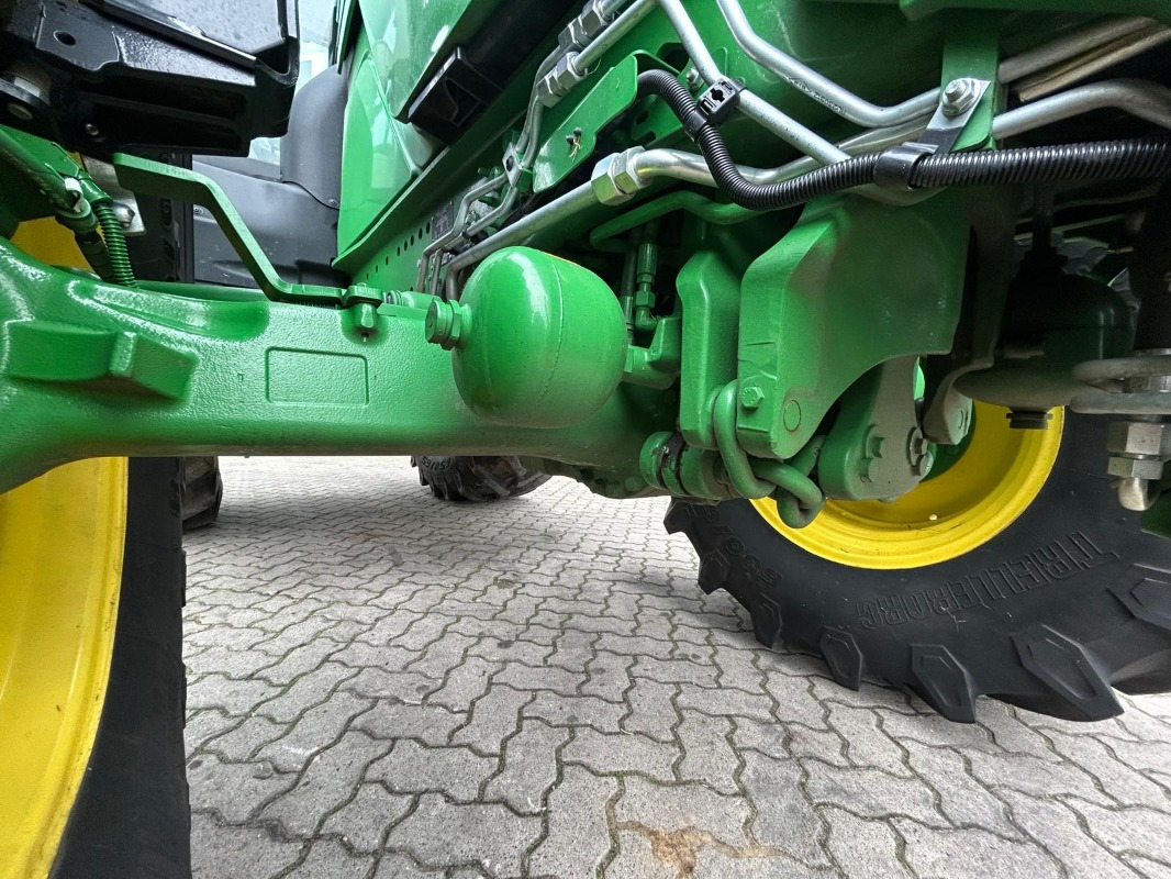 John Deere 6R 155 - Traktor: das Bild 5 John Deere 6R 155 - Traktor: das Bild 5