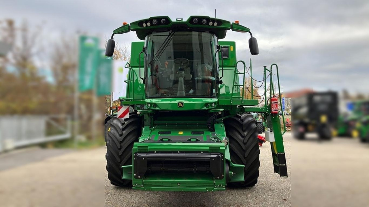 John Deere S770 - Mähdrescher: das Bild 3 John Deere S770 - Mähdrescher: das Bild 3