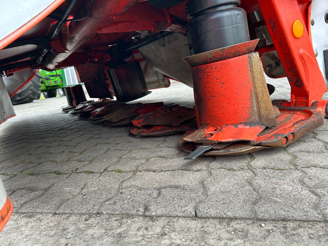 Kuhn GMD 3125 F-FastFit - Mähwerk: das Bild 2 Kuhn GMD 3125 F-FastFit - Mähwerk: das Bild 2