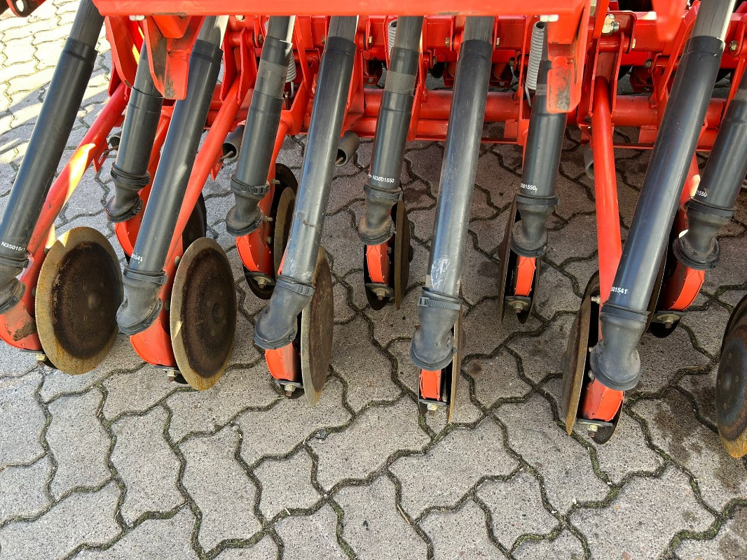 Kuhn Integra G II MIT 400 - Säkombination: das Bild 2 Kuhn Integra G II MIT 400 - Säkombination: das Bild 2