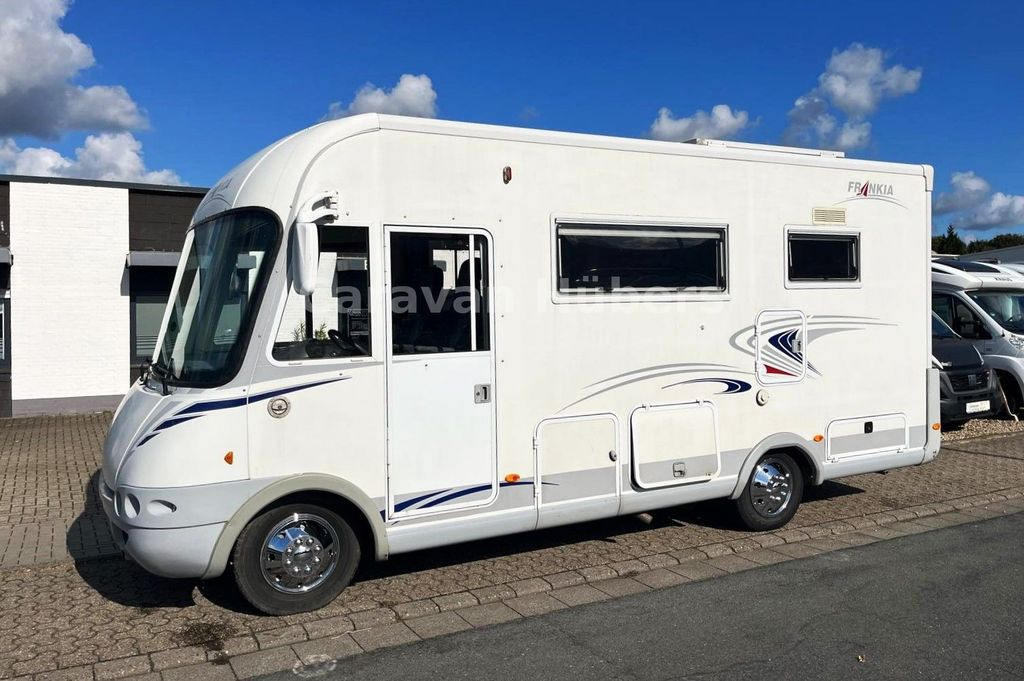Frankia I 640 SD - Hubbett - Heckbad - Klima - Sat/TV - - Integriertes Wohnmobil: das Bild 1 Frankia I 640 SD - Hubbett - Heckbad - Klima - Sat/TV - - Integriertes Wohnmobil: das Bild 1