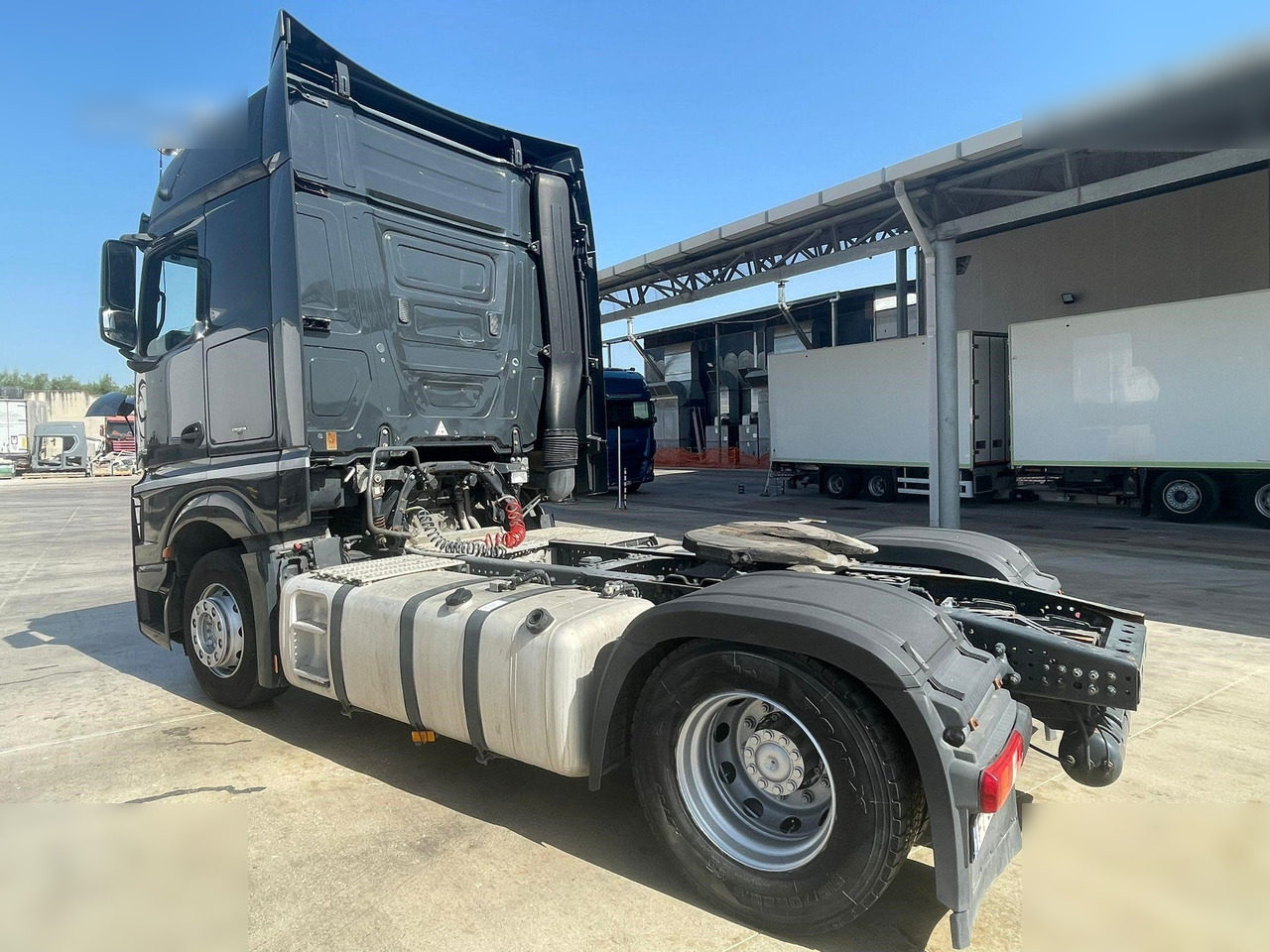 MERCEDES-BENZ ACTROS 1848 - Sattelzugmaschine: das Bild 4 MERCEDES-BENZ ACTROS 1848 - Sattelzugmaschine: das Bild 4