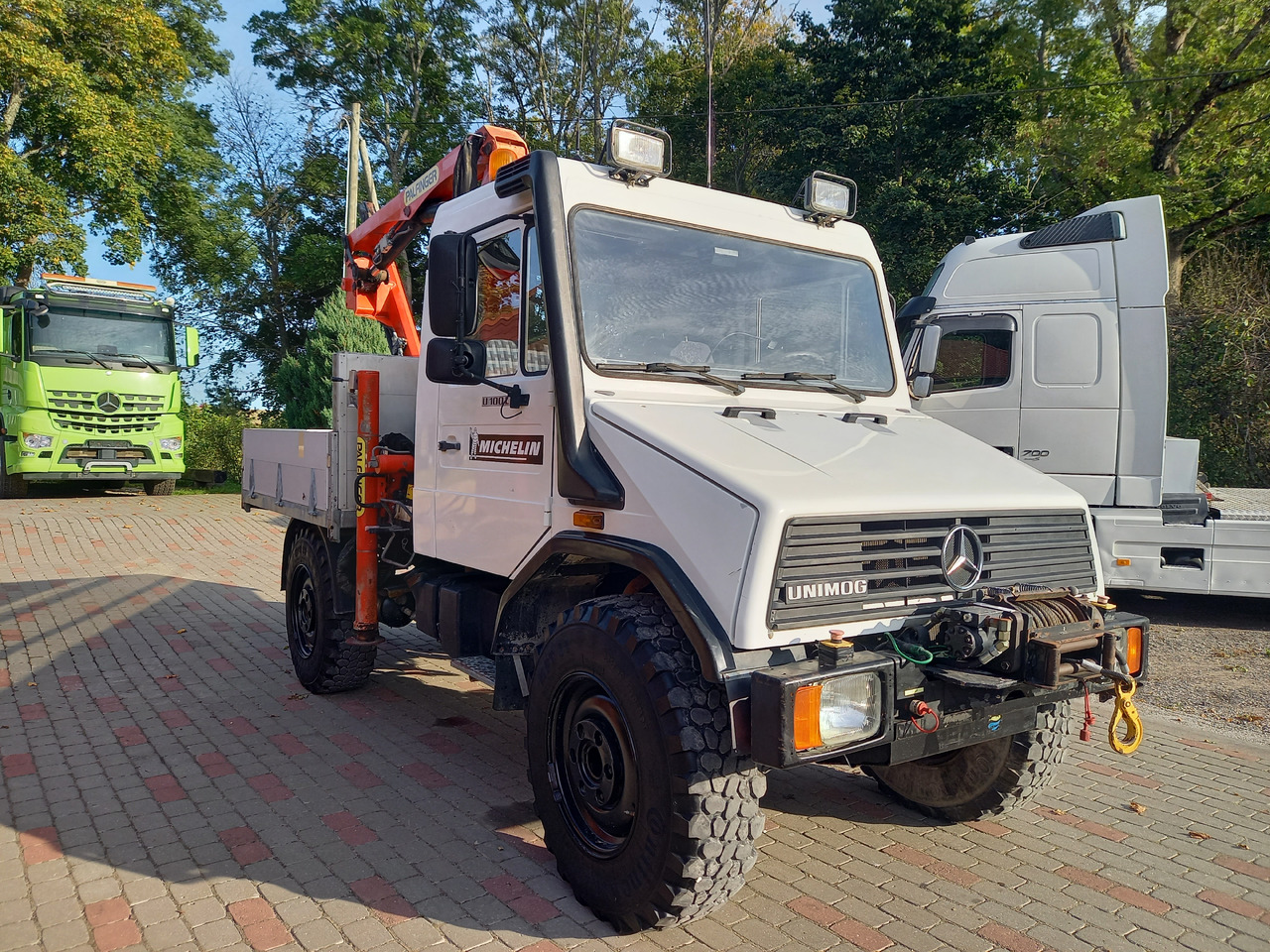 UNIMOG U100L - Autokran: das Bild 5 UNIMOG U100L - Autokran: das Bild 5