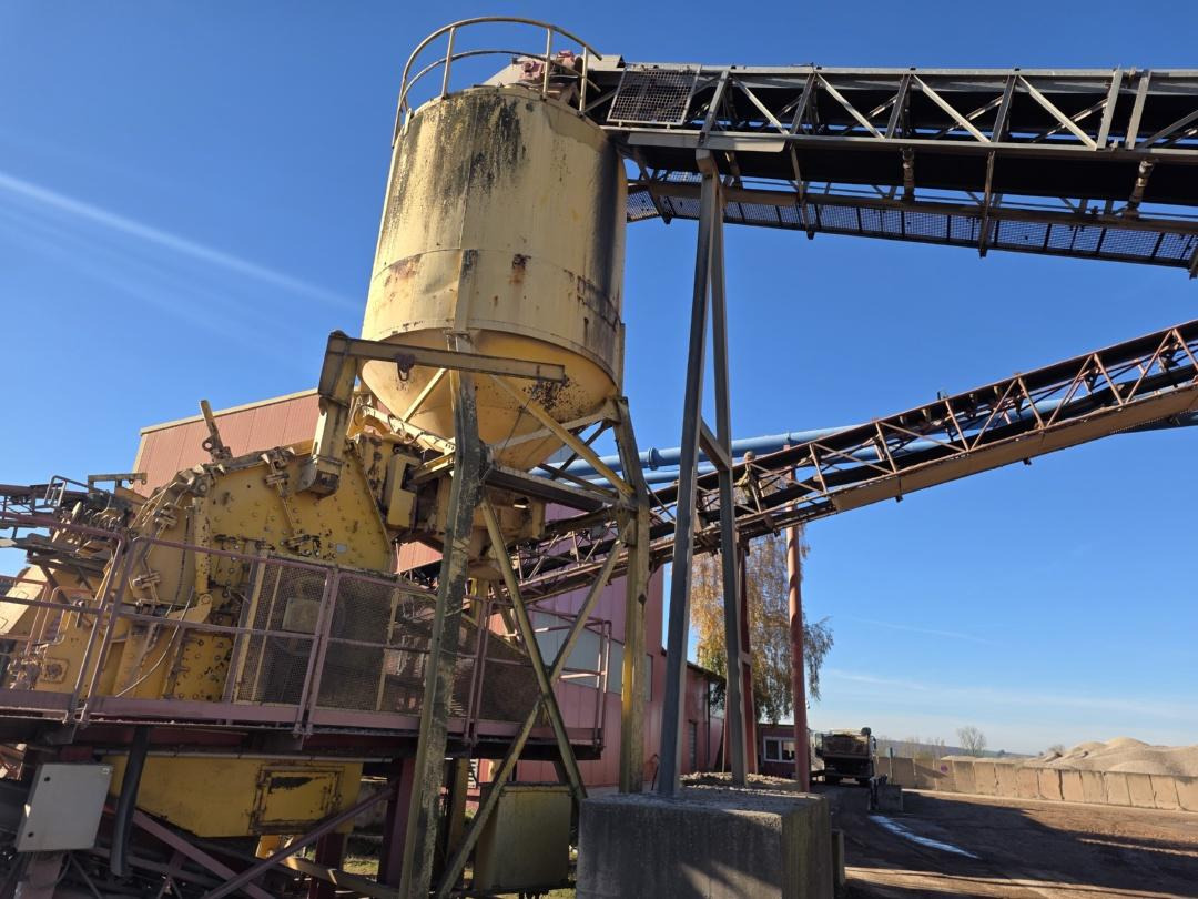 SBM 10.6. 4 SM Prallmühle - Prallbrecher: das Bild 2 SBM 10.6. 4 SM Prallmühle - Prallbrecher: das Bild 2